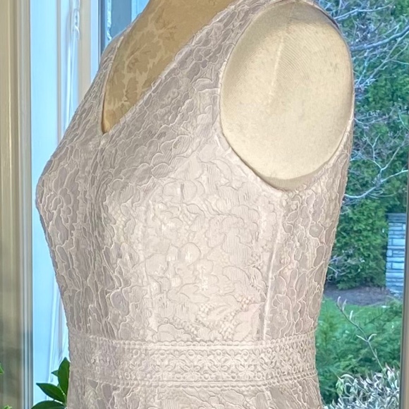 NWT - Nanette Lepore V-Neck Sleeveless Lace Dress - Picture 11 of 16
